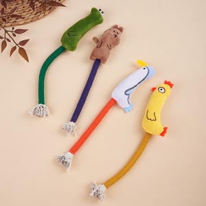 Venta caliente lindo animal forma gato de peluche juguete hierba gatera con cuerda de algodón resistente a mordeduras dientes molienda - Product Image 1