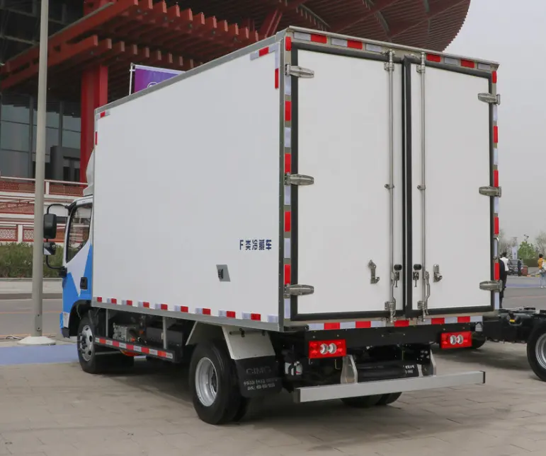 Foton 하이브리드 전기 냉동 트럭 4x2 화물 밴 트럭 냉동 용량