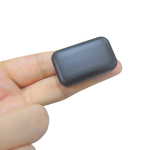 En iyi fiyat araba GPS Tracker Mini bulucu GW07 akıllı cihaz sesli arama APP ücretsiz Web izleme platformu haritalar - Product Image 1
