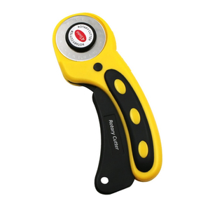 交換用ブレード付きカッティングロータリーカッター - Product Image 1