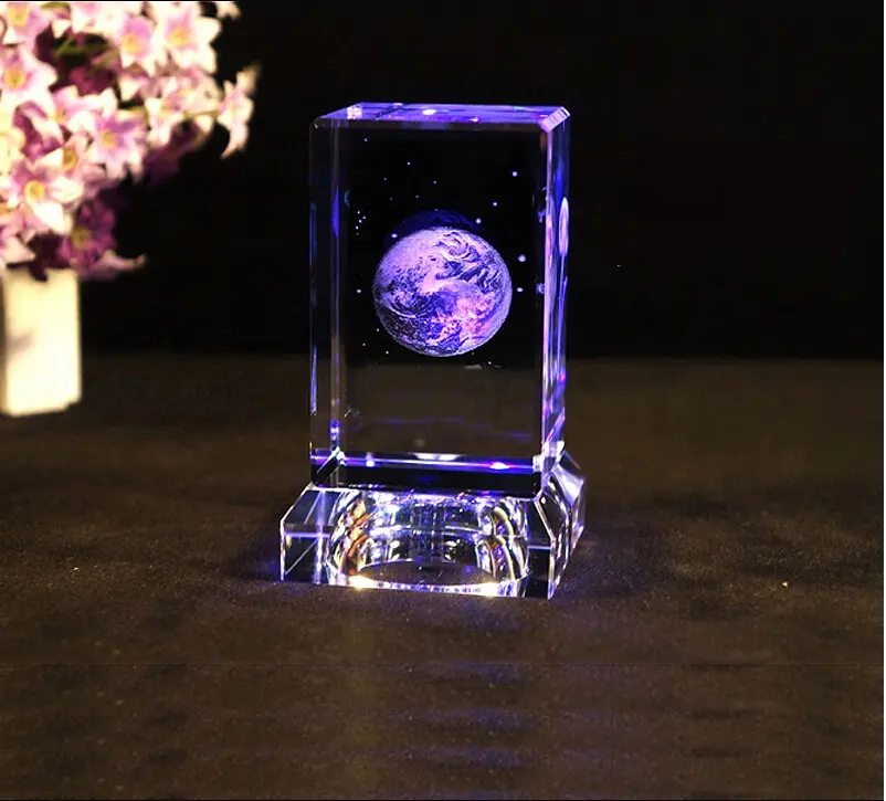 MH-F0093 cube laser 3d en cristal de haute qualité avec led/cube de cristal laser 3d/cube de cristal gravé au laser 3d