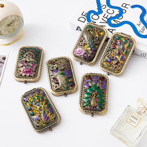 批发金属框架复古便携式矩形小折叠镜作为着装和节日礼物 - Product Image 2