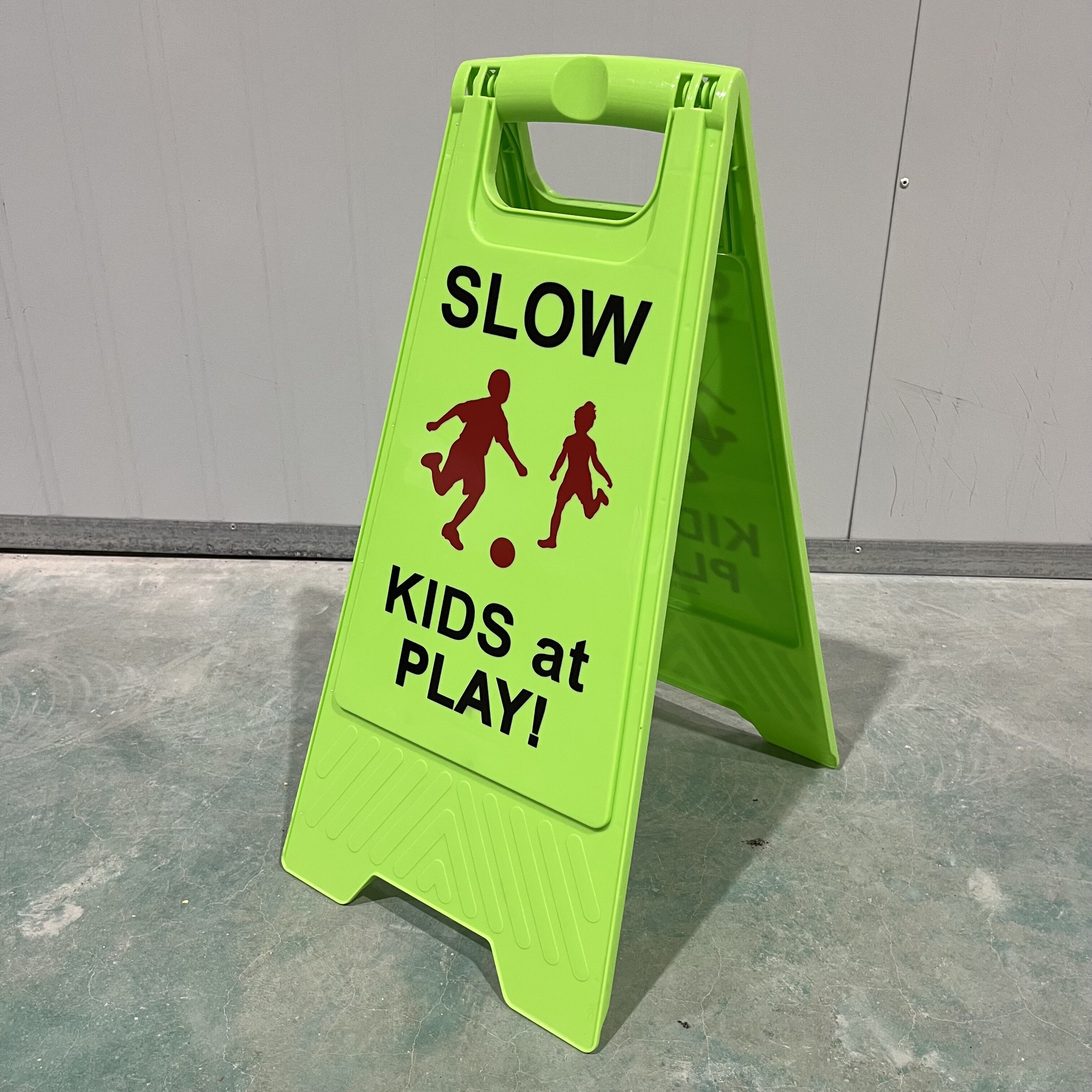 Customized Green Portable Plasticade Folding A-Frame Slippery Wet Floor Sign Folding Safety Sign