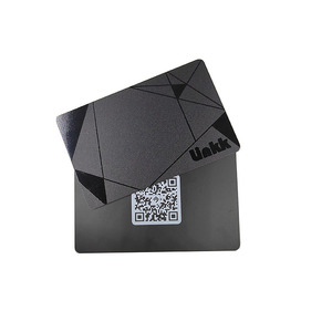 Biglietto da visita NFC con programma sociale in plastica personalizzato di vendita calda con Spot UV e codice QR unico