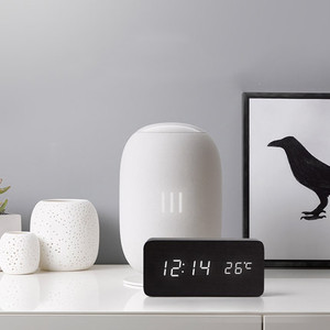 Elektronische kleine Uhren Licht moderne Schreibtisch Tisch uhr Smart Digital LED Holz benutzer definierte Küche Timer - Product Image 4
