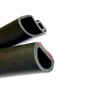 Kendinden yapışkanlı <span class=keywords><strong>EPDM</strong></span> kapı ve pencereler araba kauçuk sızdırmazlık şeridi silikon köpük neopren sızdırmazlık şeridi