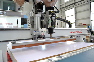 Gran oferta, máquina cortadora de madera anidada Cna Atc automática de carga y descarga automática, máquina enrutadora Cnc para Metal - Product Image 4