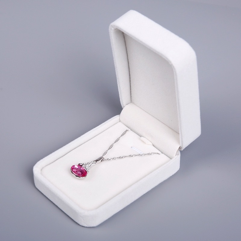 scatola bianca per collana grande