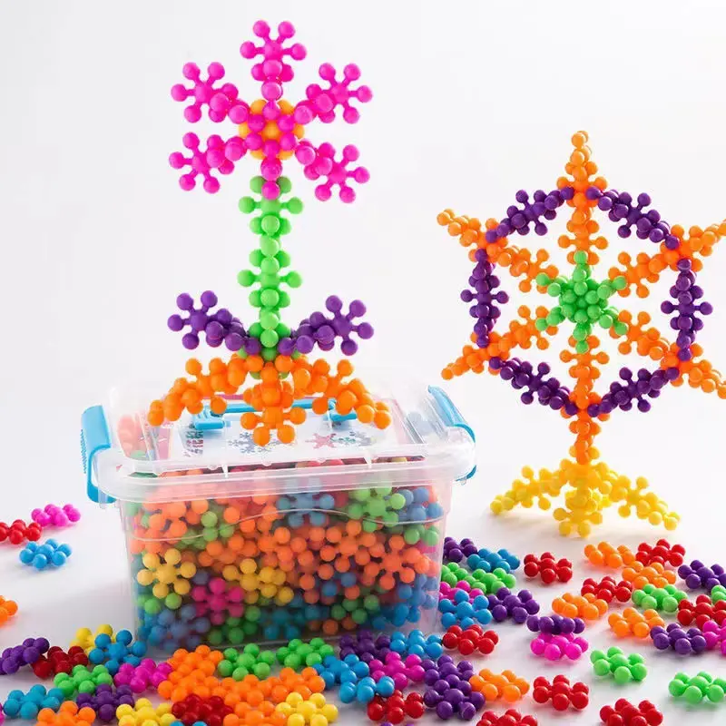 Atacado 60pcs Building Toys Stem Bloqueio Blocos Educacional DIY Plum Blossom Em Forma De Floco De Neve Blocos De Construção Brinquedos