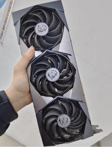 RTX 4060 12 GB