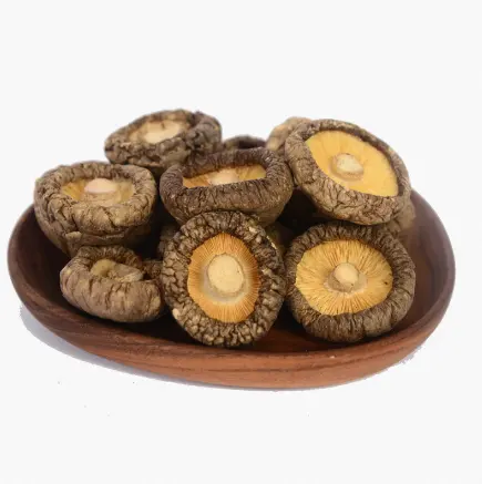 Buon prezzo vale la pena acquistare la selezione manuale fungo shiitake essiccato sano