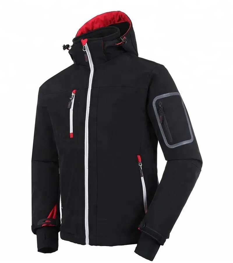 Giacca softshell impermeabile da uomo di nuovo stile giacca a vento nera di colore inverno giacca softshell di tendenza per gli uomini