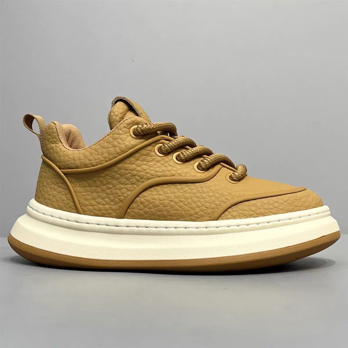 สีเหลือง