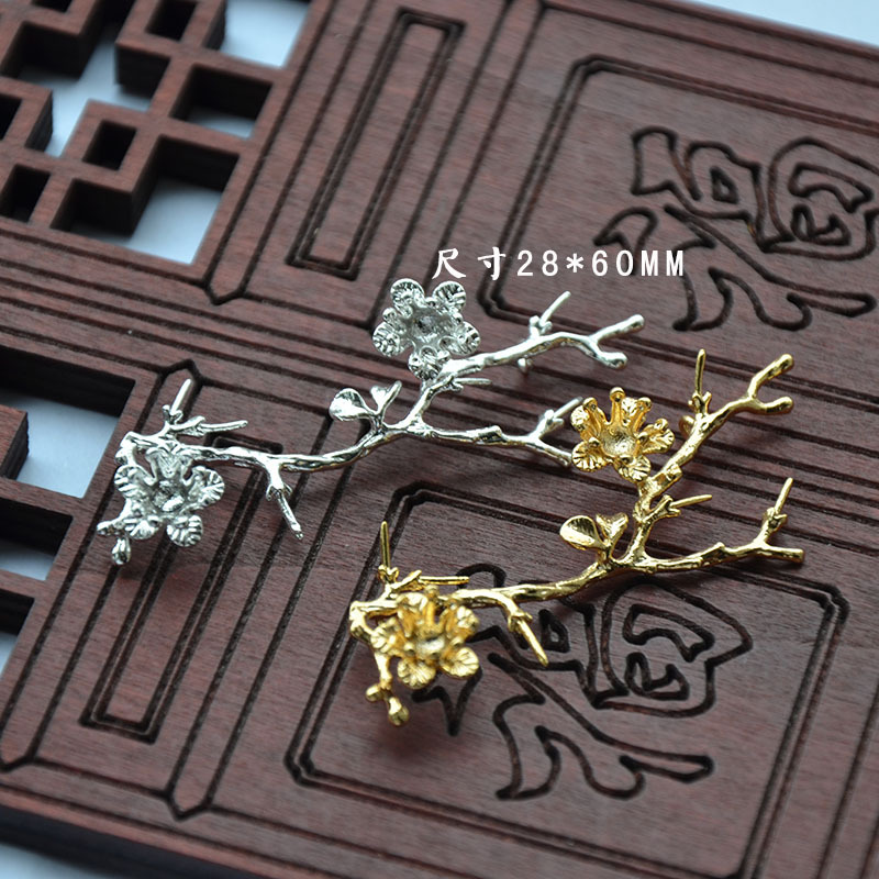 Plating with color-preserving gold