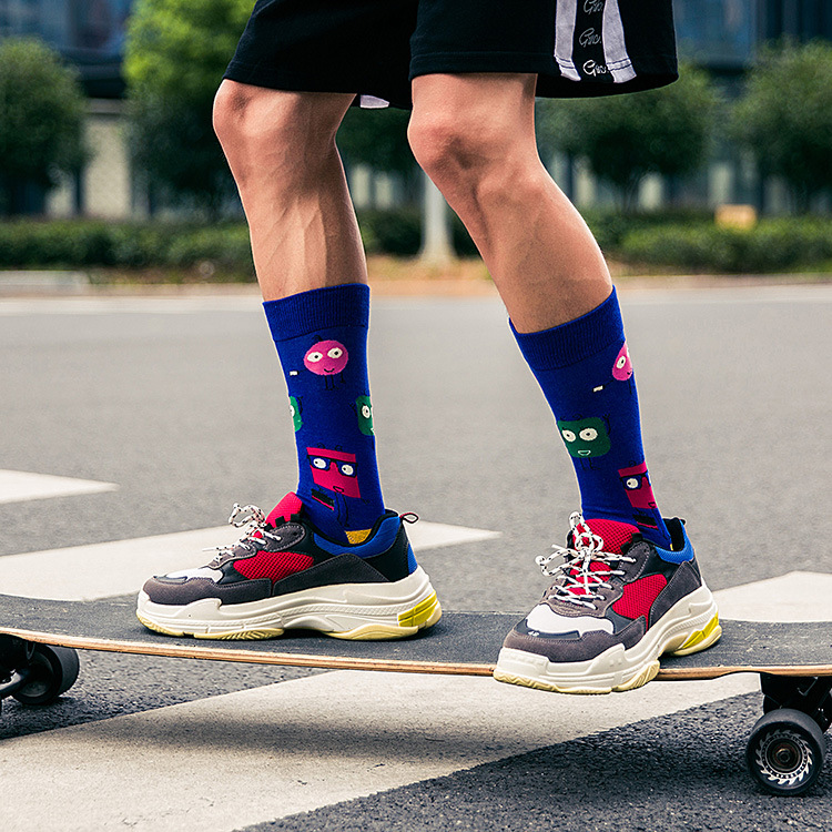 Fashion Trend Non Slip Calf Socks Street Hip Hop Skateboard Cartoon Casual Mid Calf Socks Men Crew Sports Socks
