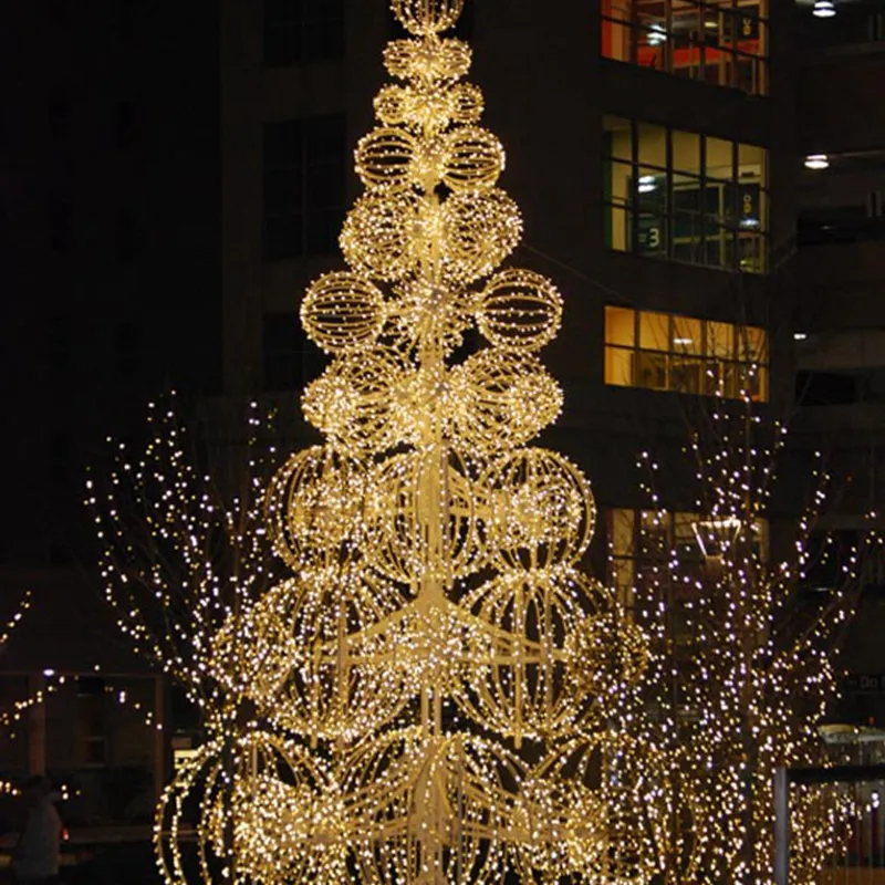 lindo poste de iluminação de rua com árvore iluminada de natal LED colorido para exterior