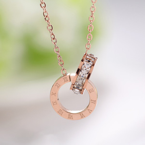 Geometrik kişilik ve çok yönlü köprükemiği zinciri ile yeni minimalist sanatsal dijital tam elmas titanyum çelik kolye - Product Image 2