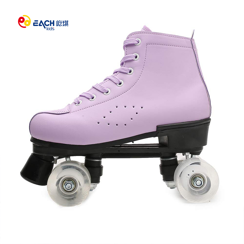 Roues violettes et noires