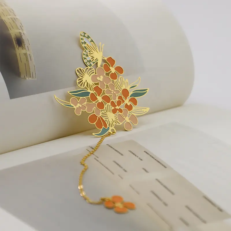 Segnalibro in metallo smaltato morbido vuoto personalizzato XIEXING con decorazione a forma di fiore
