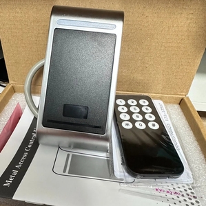 Impermeabile Standalone lettore di schede RFID con telecomando per il controllo accessi - Product Image 5