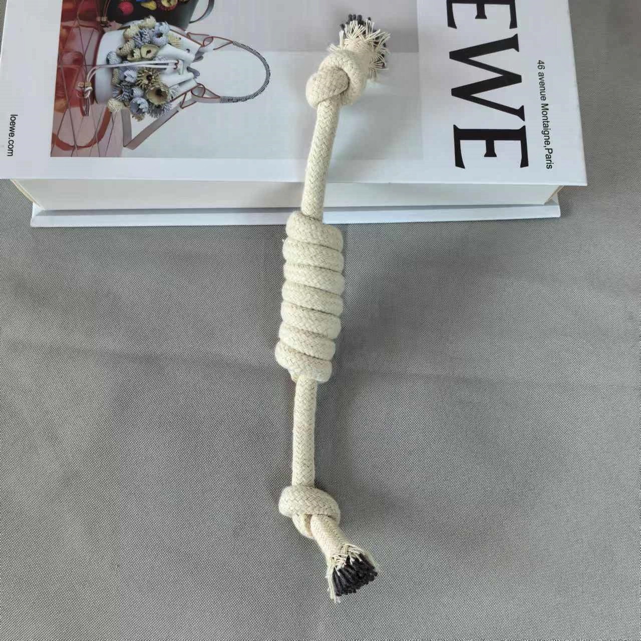 Off-white candy knot 25cm 40g