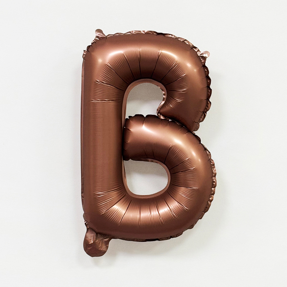 ช็อกโกแลตสีน้ำตาล Letter B