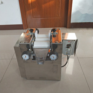 <strong>Three</strong> <strong>Roll</strong> <strong>Grinder</strong>/Liquid Dyes Inks Ceramic Detergent Grinding Machine
