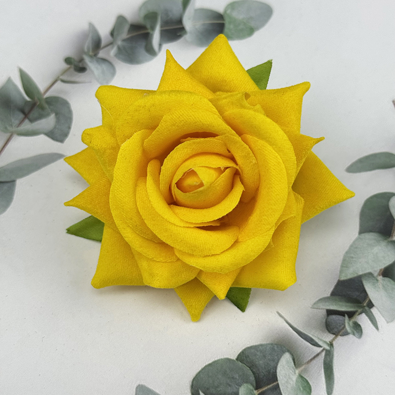 Jaune