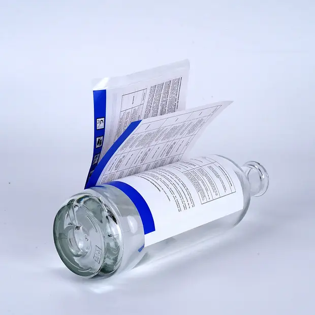 Etiqueta adhesiva industrial multicapa Etiqueta de folleto plegable de 3 caras para impresión de bebidas y Pintalabios