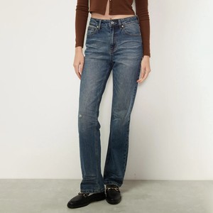 Quần jeans nữ ống loe cạp trung cao kiểu retro, ôm dáng, chất liệu denim, màu vintage, xước nhẹ, phong cách Y2K - Product Image 1