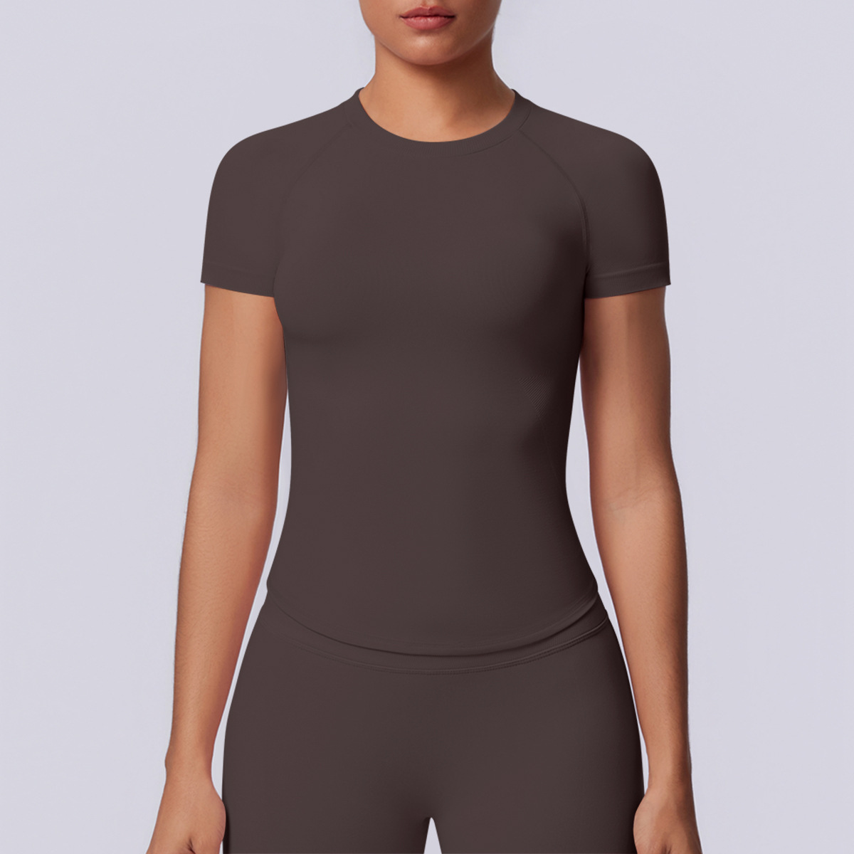 6705 Manches Courtes - Brun Chocolat