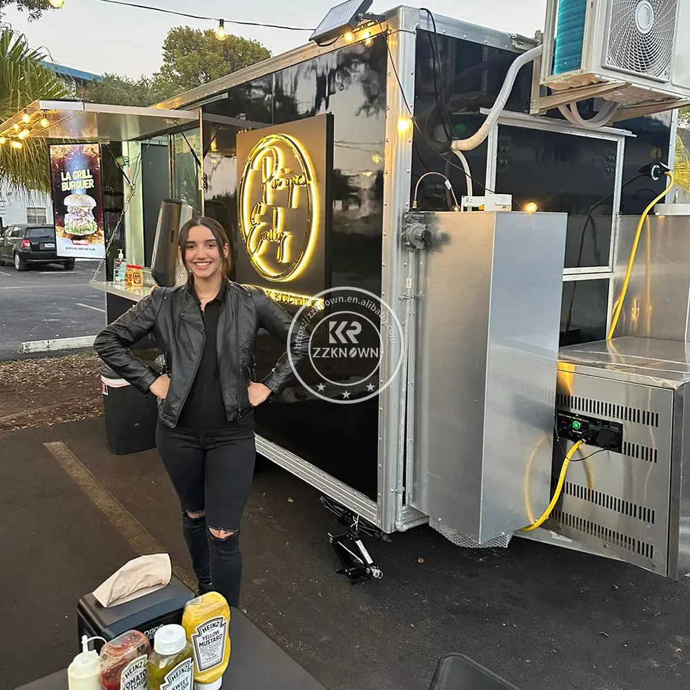 Camión de comida totalmente equipado de 4m, remolque de comida personalizado de EE. UU. con equipos de cocina completos con refrigerador