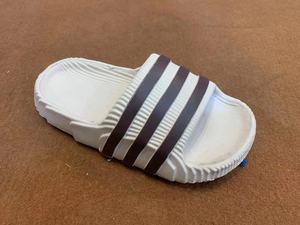 Сандалии с объемным тиснением - Product Image 2