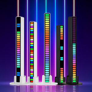 ไฟ LED 16บิต RGB ควบคุมเสียงสำหรับรถกระบะไฟจังหวะรถกระบะเปิดใช้งานด้วยเสียงสำหรับงานปาร์ตี้ประเภทแบตเตอรี่