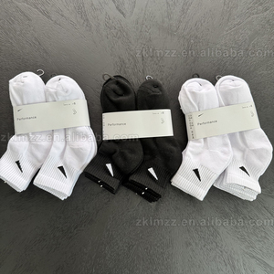 6 जोड़े प्रति कार्ड टखने पुरुषों के चल रहे कस्टम यूनिसेक्स स्पोर्ट्स उच्च गुणवत्ता वाले कुलीन बास्केटबॉल आउटडोर मोटी तौलिया चालक दल मोजे - Product Image 5