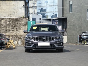 תקציב המלך סדר ערך sedan מצויד ב-10 "תצוגה עבור קונים בפעם הראשונה