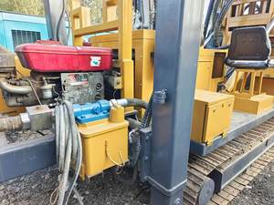 Gebruikt Boordiepte Hydraulische Dth Crawler Boorinstallatie Voor Waterput Boorinstallatie Machine Aangedreven Door Dieselmotor - Product Image 4