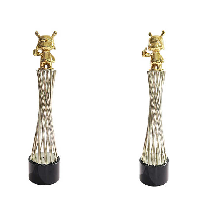 Wholesale Metal Gold Children Toys Metal Crafts Figurine Sculpture Home Decoration Award School Trophies for Good Boy and Girl