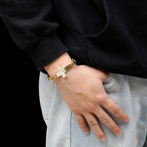 Mới nhất của nam giới thép không gỉ cong <span class=keywords><strong>Christ</strong></span> chữ thập Chunky byzantine Chain Bangles Vòng đeo tay cho nam giới - Product Image 6