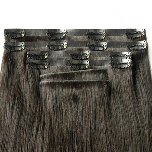 さまざまな種類のクリップでヘアエクステンションサンプル目に見えないクリップでシームレスクリップ