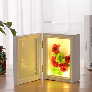 Bản lề khung gỗ bảo quản hoa bóng hộp <span class=keywords><strong>18x18</strong></span> cm/7x7 inch với ánh sáng LED Tùy chỉnh hình cho món quà trang trí nội thất - Product Image 2