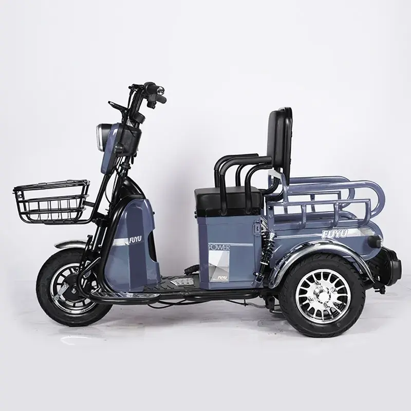 Triciclo elétrico em scooters elétricos 3 de venda quente para deficientes de três rodas com pedais para adultos