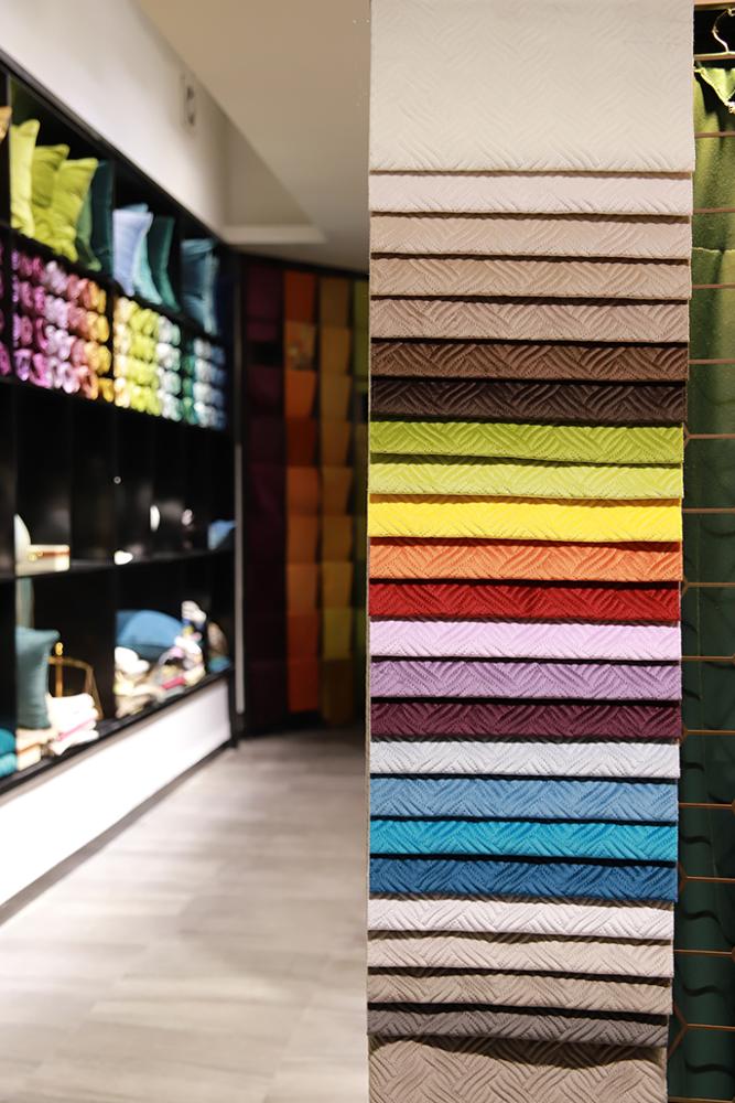 Par nuancier de couleur ou selon les besoins