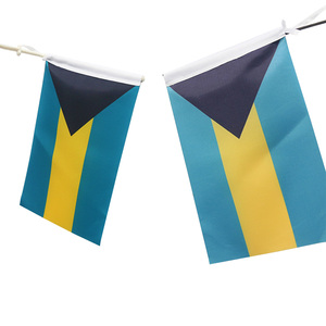 Banderines de poliéster decorativos colgantes, la bandera triangular se puede utilizar para decoraciones navideñas de cumpleaños para crear un ambiente - Product Image 1