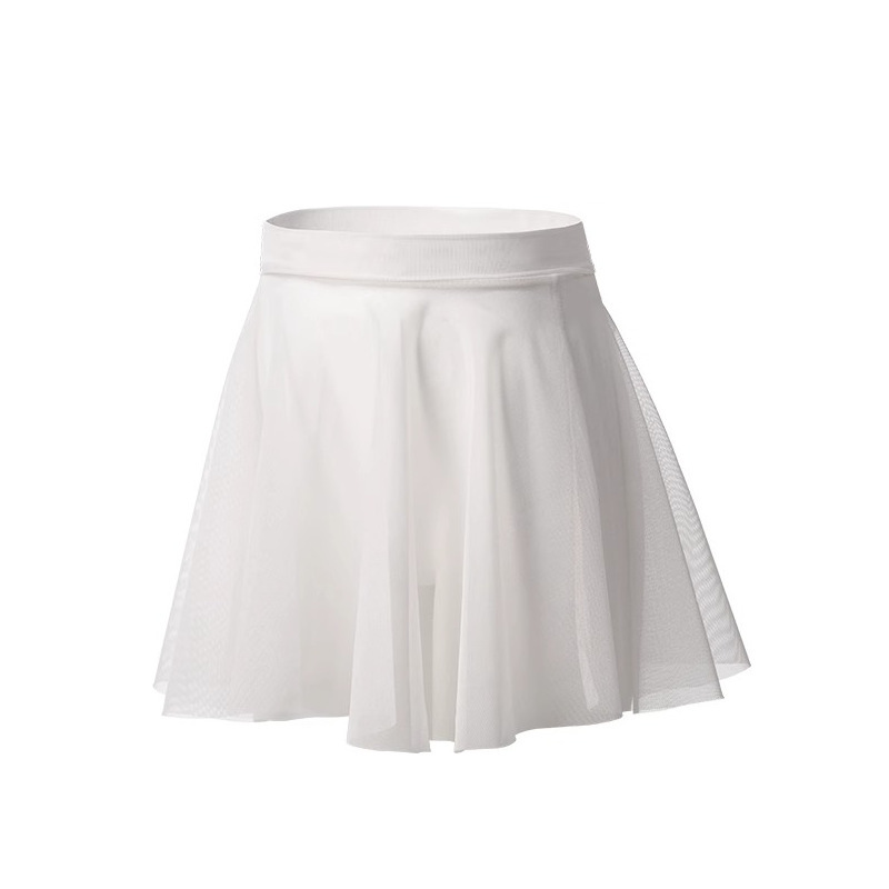 jupe en maille blanche