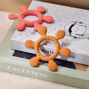 Bán buôn bé Đồ chơi cấp thực phẩm Silicone <span class=keywords><strong>Teether</strong></span> bé mọc răng vòng 2-in-1 <span class=keywords><strong>Teether</strong></span> Đồ chơi bé Rattle đồ chơi - Product Image 3