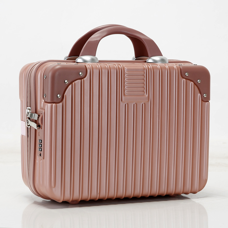 Versión con tachuelas (oro rosa)