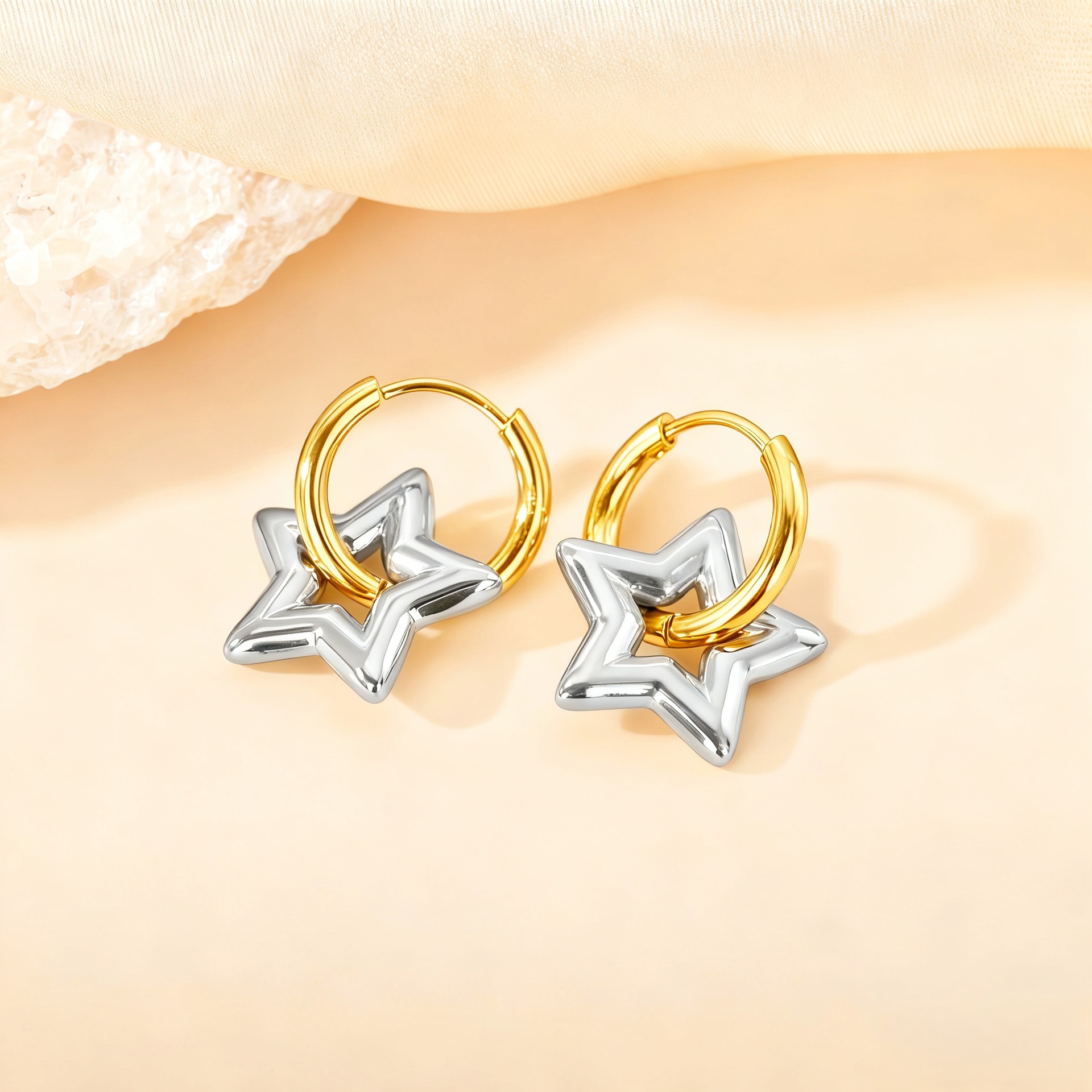 Boucles d'oreilles 2*10 Étoile creuse à cinq branches 15*15mm Deux
