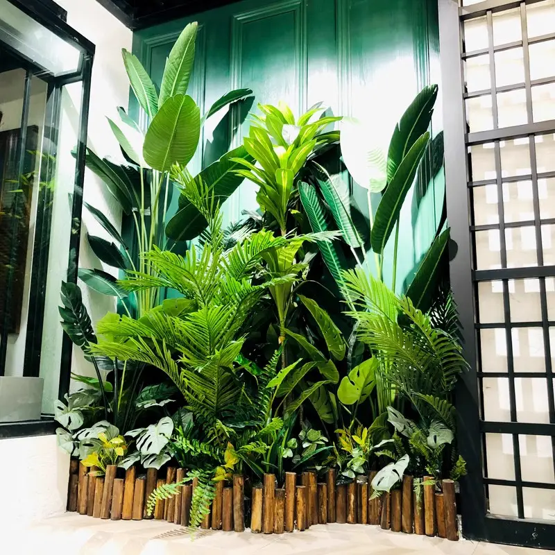 Les plantes artificielles tropicales simulent la combinaison de plantes vertes et de restaurant de jardin de décoration de paysage