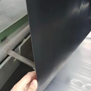 现代设计0.8毫米1毫米1.2毫米LDPE LLDPE HDPE土工膜，用于高尔夫球场现场基材防水隔离层 - Product Image 1
